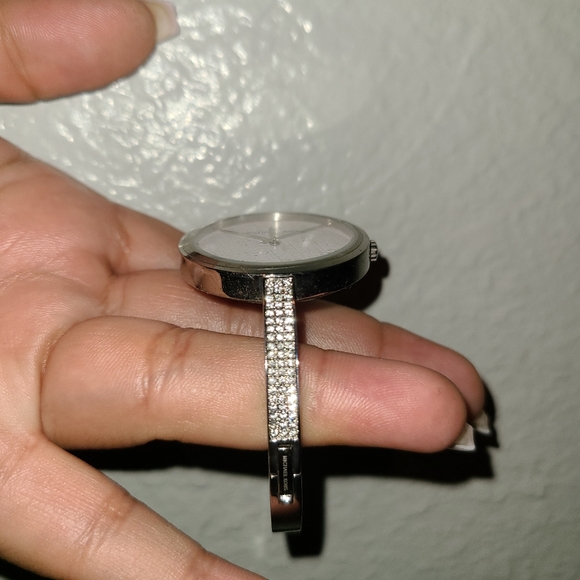 Michael kors silver diamond watch - Picture 2 of 13